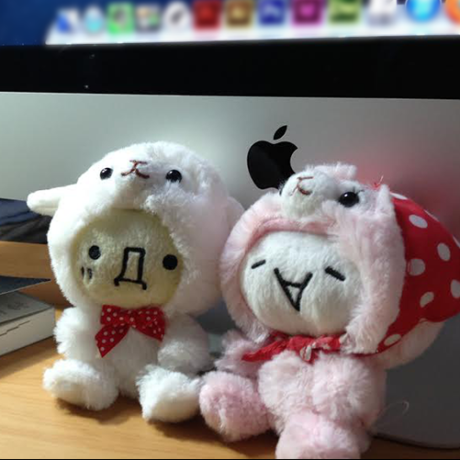 クリエイターのデスク